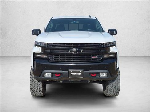 Used 2021 Chevrolet Silverado 1500 LT Trail Boss w/ Convenience Package II AWD/4WD image 2