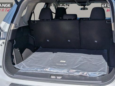 New 2026 Nissan Rogue SV image 12