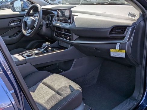 New 2026 Nissan Rogue SV AWD/4WD image 23