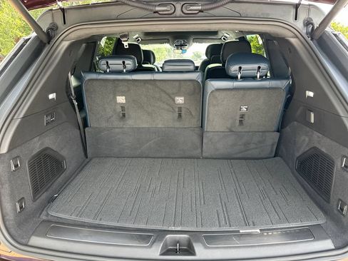 Certified 2025 Cadillac Escalade IQ Luxury 2 w/ LPO, Premium Carpet Package AWD/4WD image 43