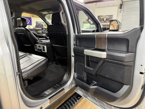 Used 2020 Ford F250 Lariat AWD/4WD image 16