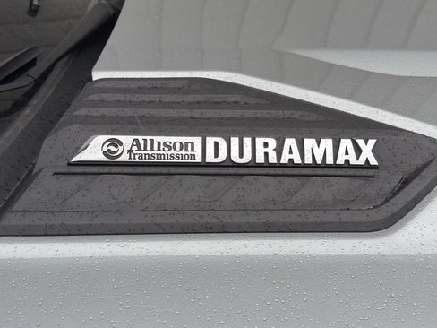 Used 2025 Chevrolet Silverado 2500 LTZ w/ LTZ Premium Package image 12