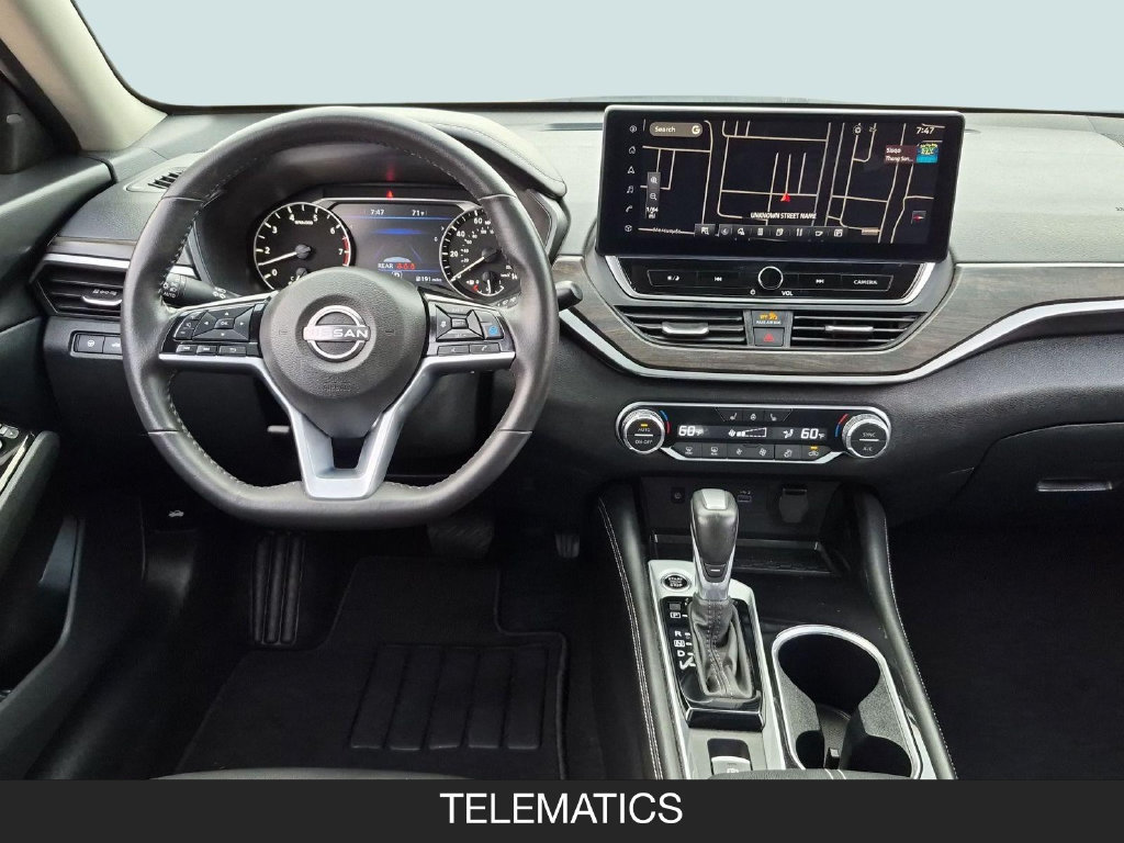 Used 2025 Nissan Altima 2.5 SL FWD image 13
