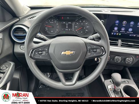 Certified 2024 Chevrolet Trax LS w/ LS Convenience Package FWD image 13