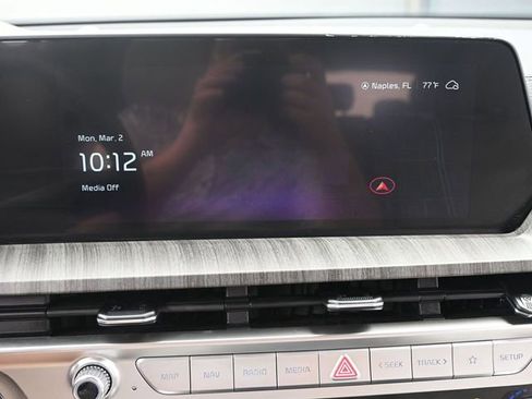 Used 2023 Kia Telluride EX image 18