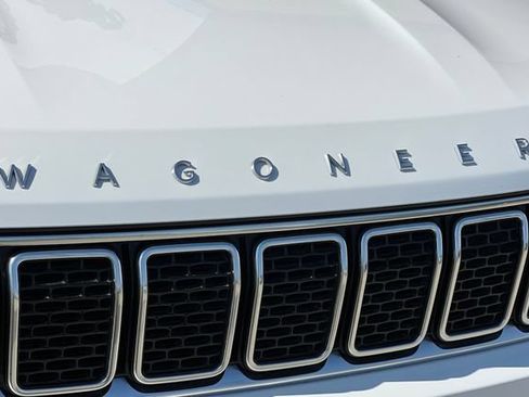 Used 2022 Jeep Wagoneer Series III RWD image 41