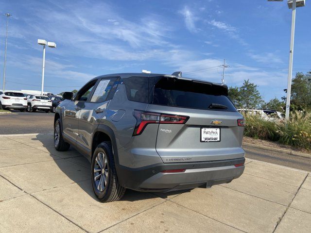 Used 2026 Chevrolet Equinox LT AWD/4WD image 3