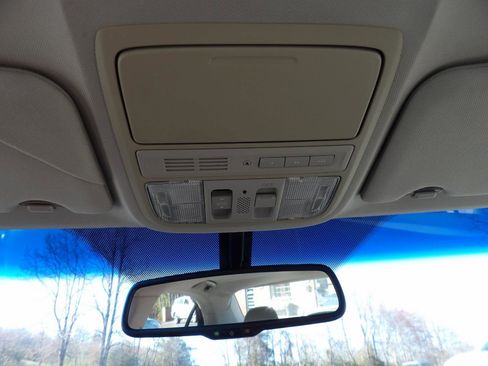 Used 2009 Acura TSX 4dr Sdn AT image 15