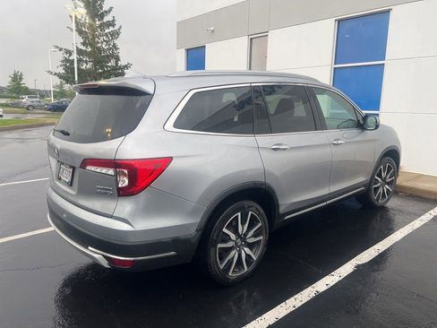 Used 2021 Honda Pilot Touring image 3