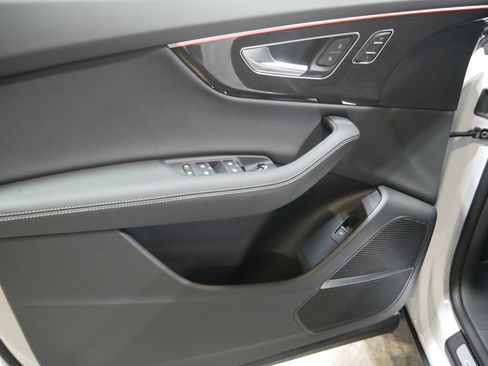 New 2026 Audi Q8 Premium Plus image 16