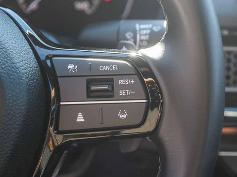 Certified 2025 Honda Civic Sport image 30