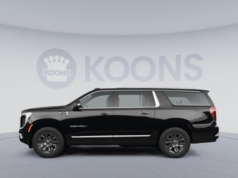 New 2026 GMC Yukon XL Denali w/ Denali Reserve Package AWD/4WD image 2