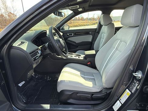 New 2025 Honda Civic Sport image 24