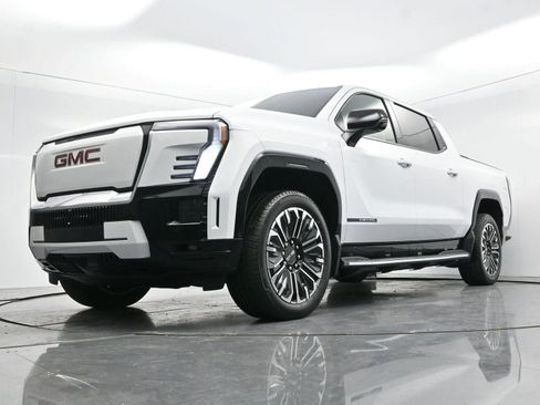 Used 2026 GMC Sierra EV Denali image 43
