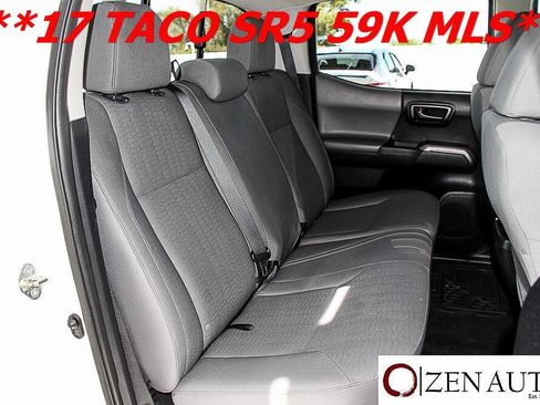 Used 2017 Toyota Tacoma SR5 w/ Tow Package RWD image 33