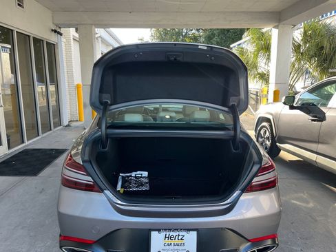Used 2025 Genesis G70 2.5T image 31