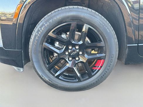 Used 2023 Chevrolet Traverse Premier w/ Redline Edition image 34