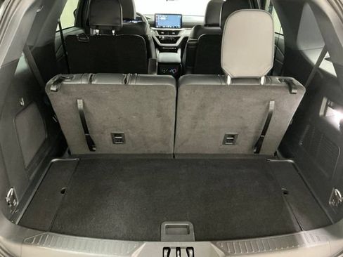 Used 2025 Ford Explorer ST-Line AWD/4WD image 18
