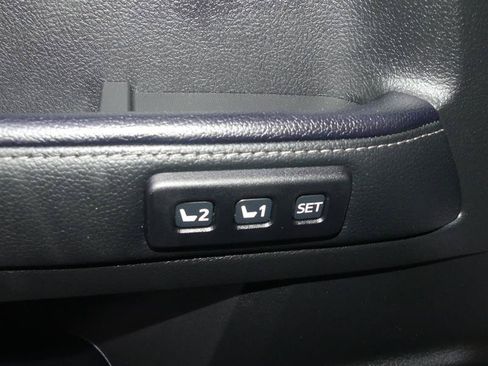 Used 2020 Toyota 4Runner Limited AWD/4WD image 20