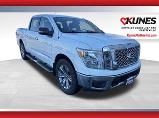 Used 2018 Nissan Titan SV w/ SV Convenience Package video 1