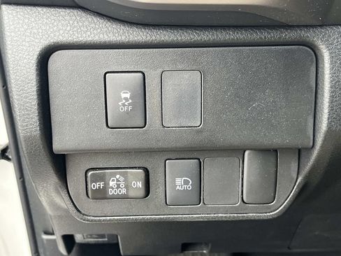 Used 2023 Toyota Tacoma SR5 w/ Technology Package image 24