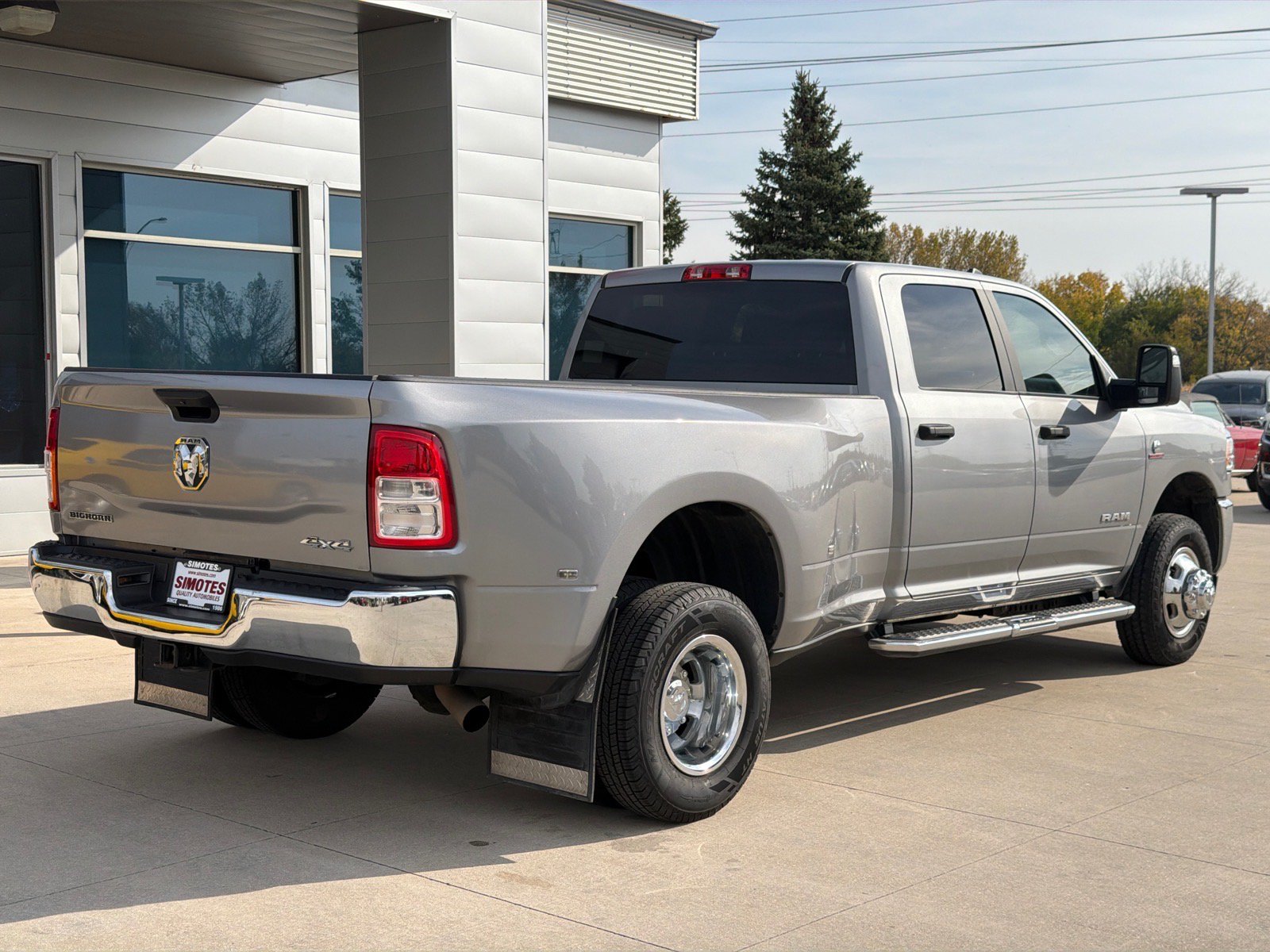 Used 2024 RAM 3500 Big Horn AWD/4WD image 7