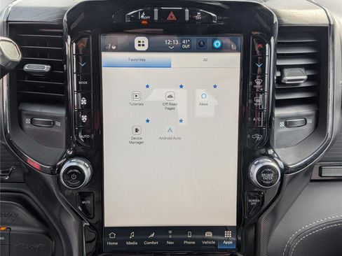 Used 2023 RAM 2500 Limited image 33