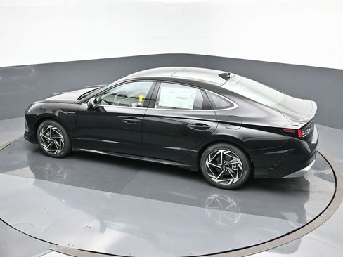 Used 2024 Hyundai Sonata SEL w/ Convenience Package image 19
