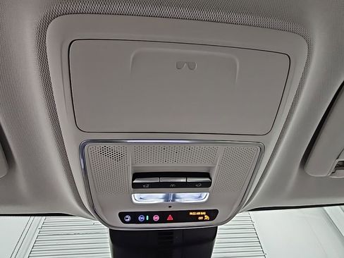 New 2026 GMC Acadia Denali w/ Super Cruise Package FWD image 22