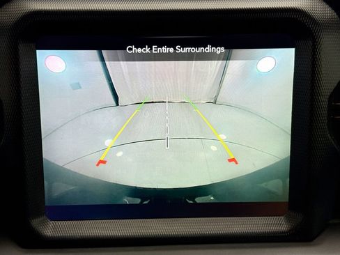 Used 2021 Jeep Wrangler Unlimited Sahara AWD/4WD image 15