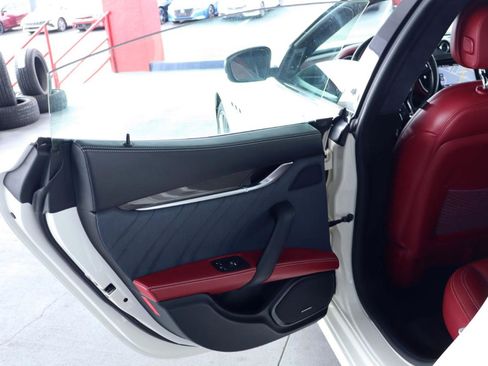 Used 2018 Maserati Ghibli S GranLusso RWD image 28