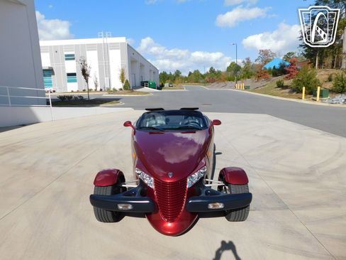 Used 2002 Chrysler Prowler RWD image 5