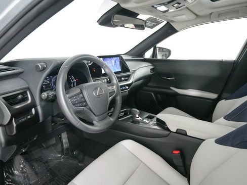 Certified 2025 Lexus UX 300h FWD image 10
