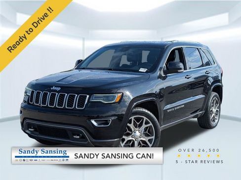 Used 2018 Jeep Grand Cherokee Limited AWD/4WD image 1