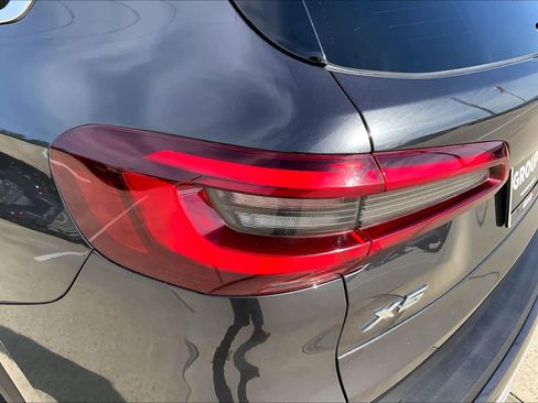 Used 2023 BMW X5 xDrive40i w/ Premium Package image 28