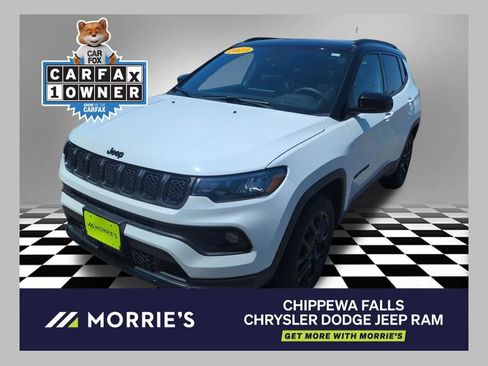 Used 2023 Jeep Compass Latitude w/ Sun and Sound Group AWD/4WD image 1