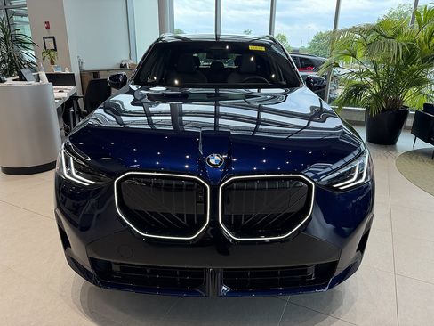 New 2026 BMW X3 xDrive30i w/ Premium Package AWD/4WD image 2