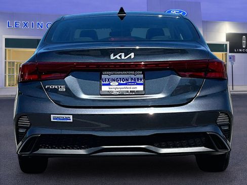 Used 2024 Kia Forte LX FWD image 6