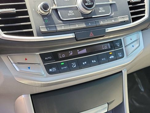 Used 2014 Honda Accord LX image 22