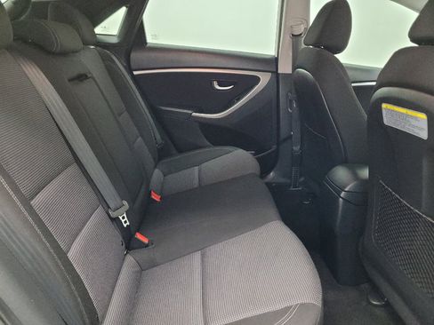 Used 2016 Hyundai Elantra GT FWD image 19