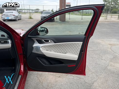 Used 2022 Genesis G70 3.3T w/ Sport Prestige Package AWD/4WD image 22