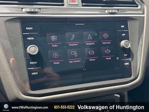 Certified 2023 Volkswagen Tiguan SEL R-Line AWD/4WD image 24