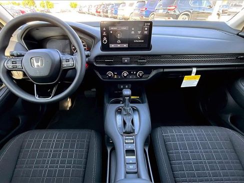 New 2026 Honda HR-V LX image 4