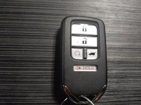 Used 2018 Honda Pilot Elite image 32