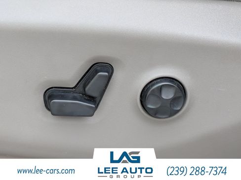 Used 2018 Chrysler Pacifica Touring-L w/ Advanced Safetytec Group FWD image 18
