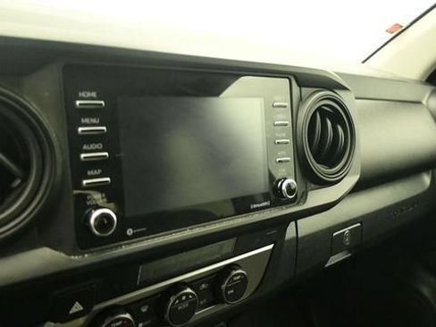 Used 2023 Toyota Tacoma SR AWD/4WD image 17