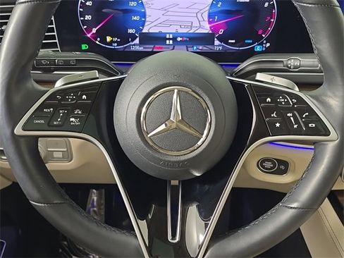 Certified 2025 Mercedes-Benz GLS 450 4MATIC image 27