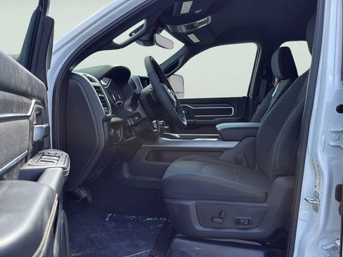 New 2026 RAM 2500 Big Horn AWD/4WD image 18