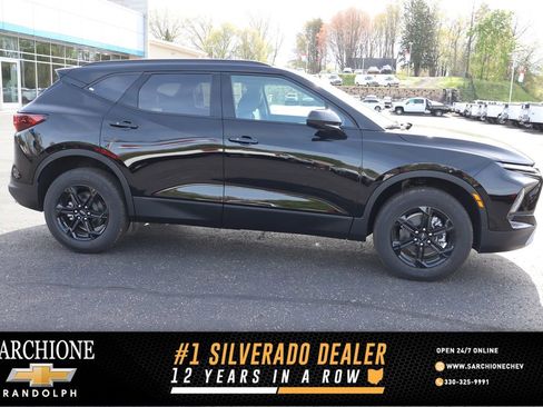 New 2026 Chevrolet Blazer LT FWD image 1