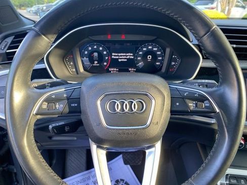 Used 2020 Audi Q3 2.0T Premium w/ Convenience Package AWD/4WD image 9